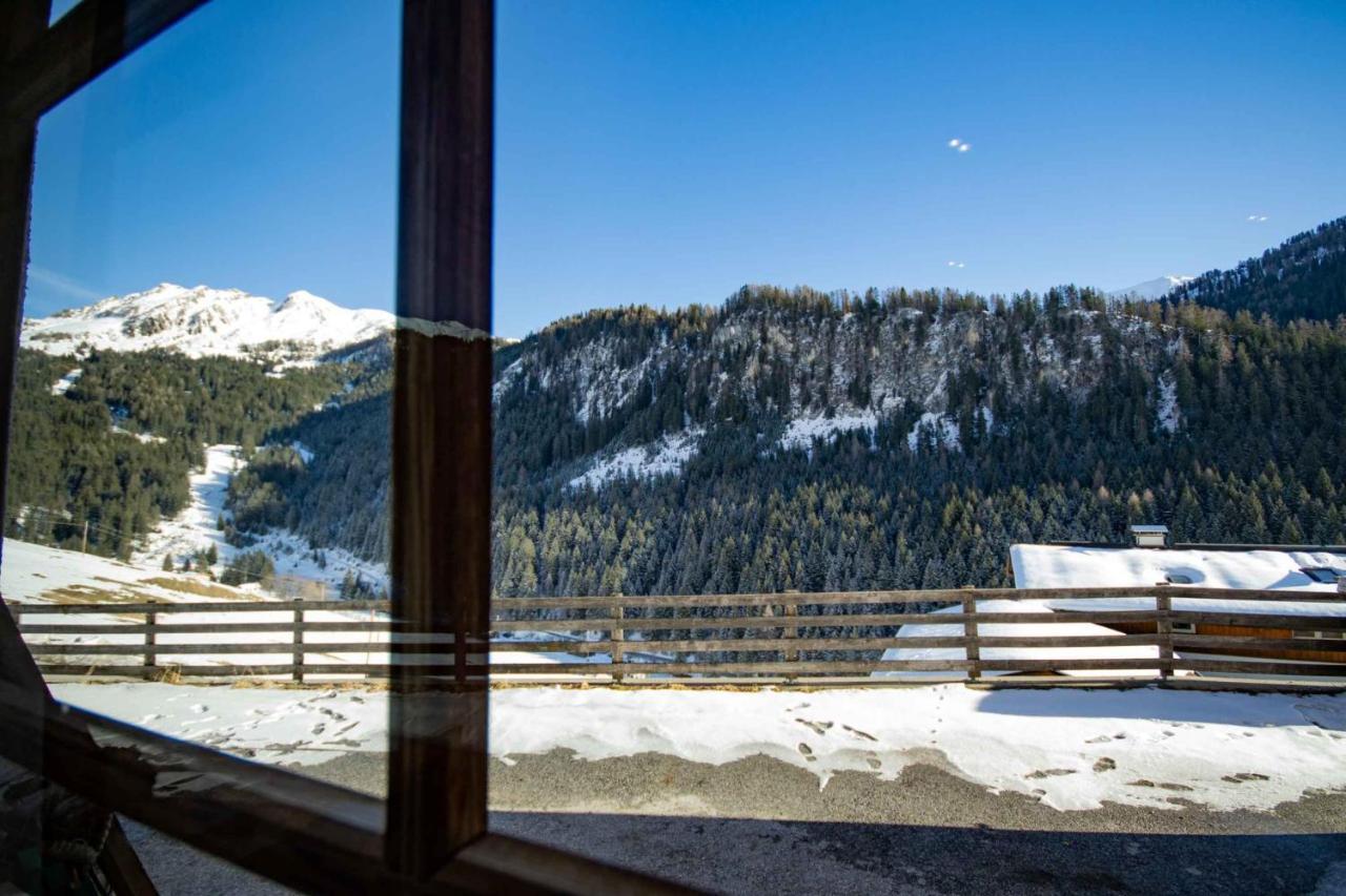 Peerfect Ferienwohnungen Navis Exterior photo